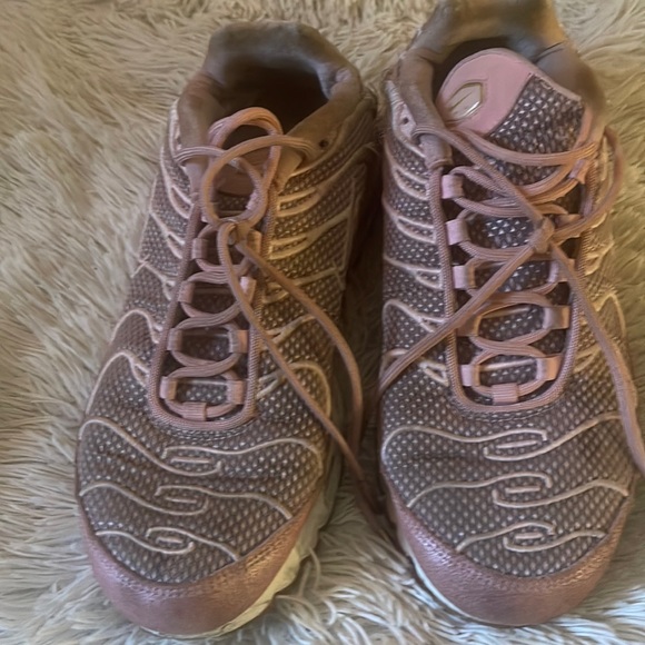 Nike Air Max Shoes - Nike Air Max Women’s 9 Pink Sneakers